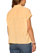 Democracy Womens Short Sleeve Ruffle Collar Button Down Textured Dot Woven Top