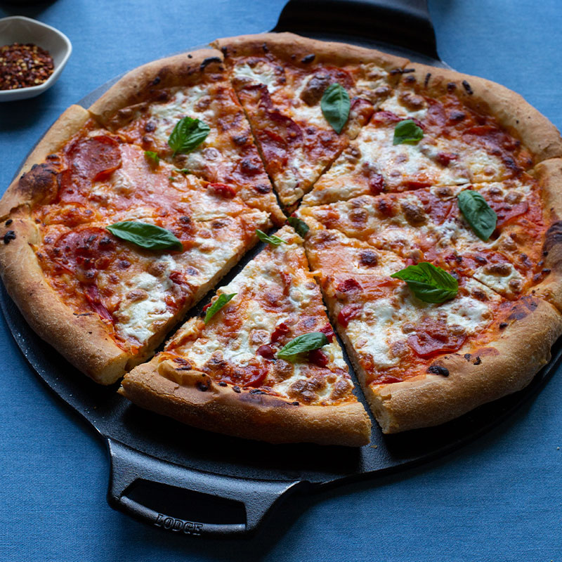 Lodge 15" Seasoned Cast Iron Pizza Pan