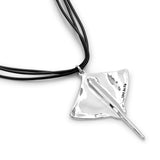 UNOde50 Ser Majestuosa Leather and Silver-Plated Manta Ray Pendant Necklace