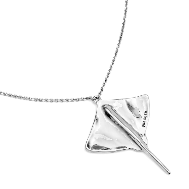 UNOde50 Ser Majestuosa Silver-Plated Long Chain Manta Ray Pendant Necklace