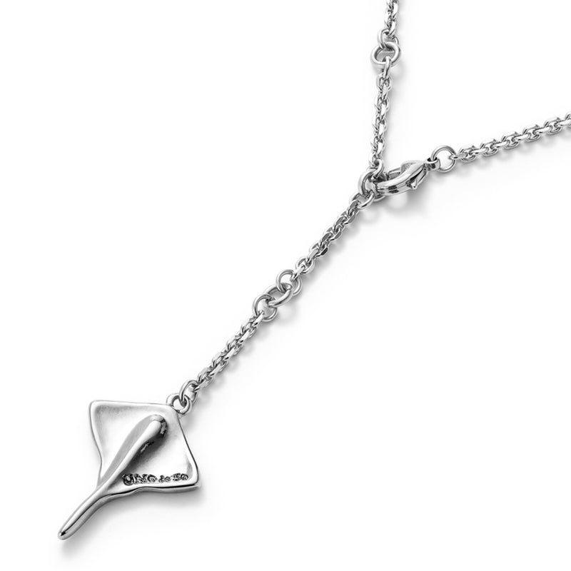 UNOde50 Ser Majestuosa Silver-Plated Long Chain Manta Ray Pendant Necklace