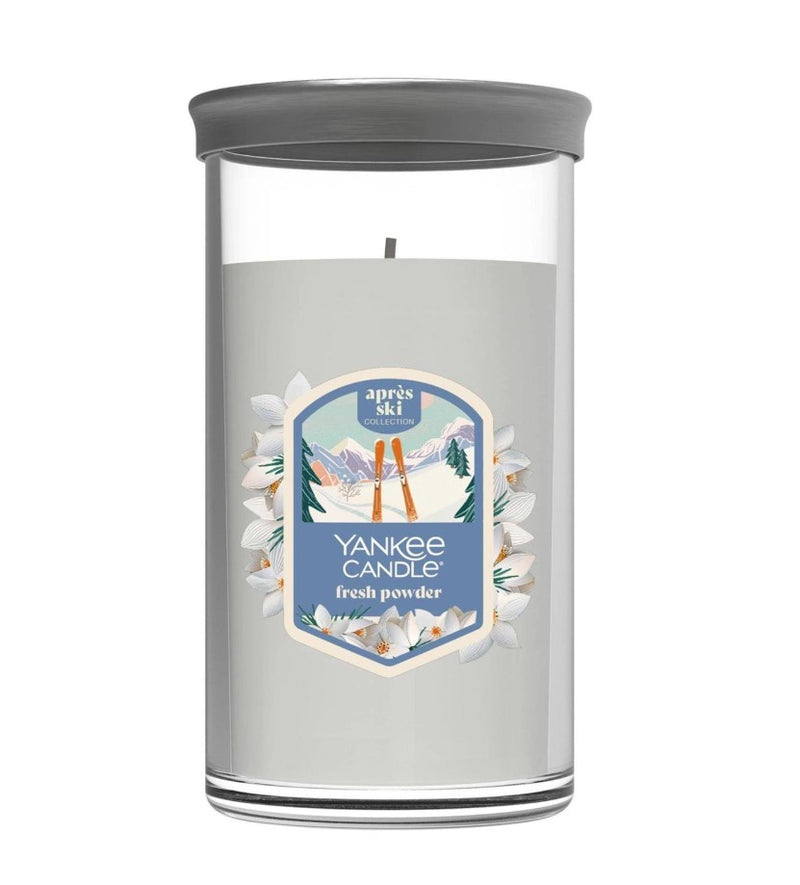 Yankee Candle Signature Medium Pillar Candle - Fresh Powder