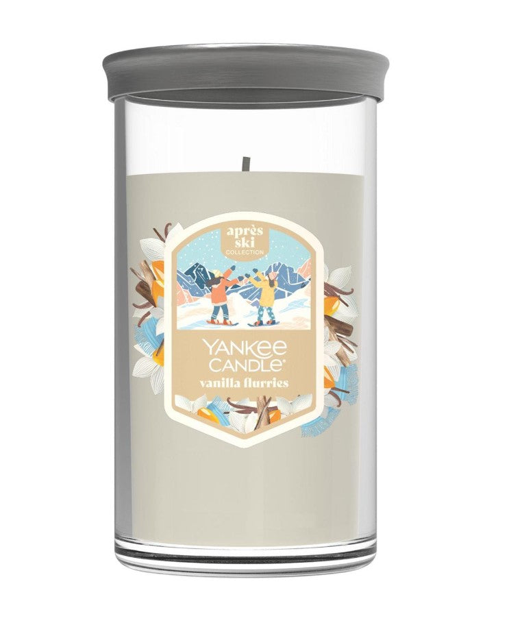 Yankee Candle Signature Medium Pillar Candle - Vanilla Flurries