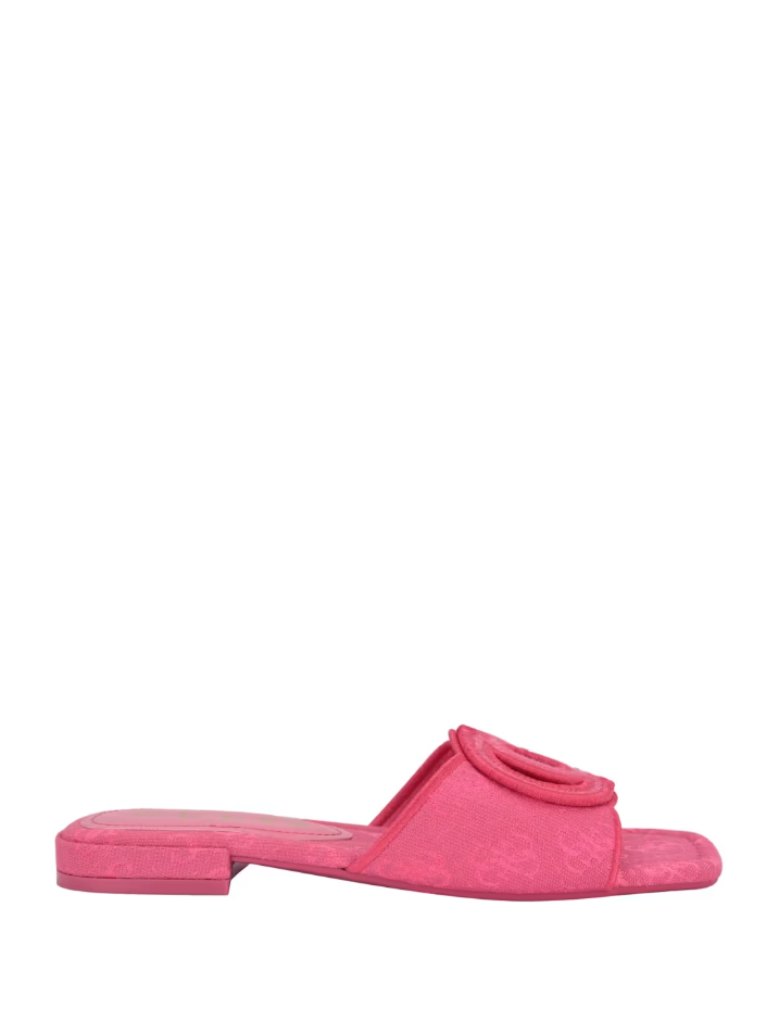 GUESS Womens Tarishae Signature Jacquard Sandals