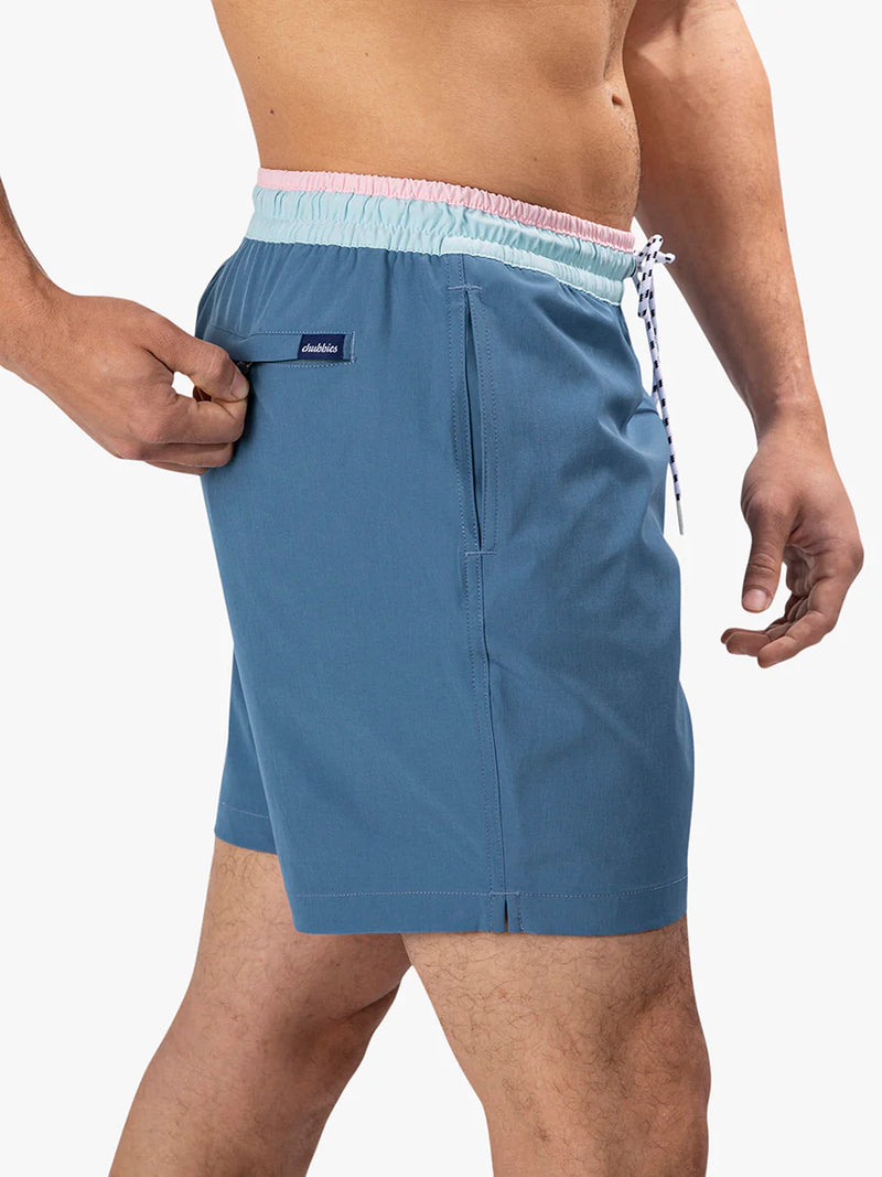 Chubbies Mens The Gravel Roads 5.5" Classic Swim Trunks