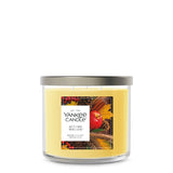 Yankee Candle 3-Wick Candle - Autumn Wreath