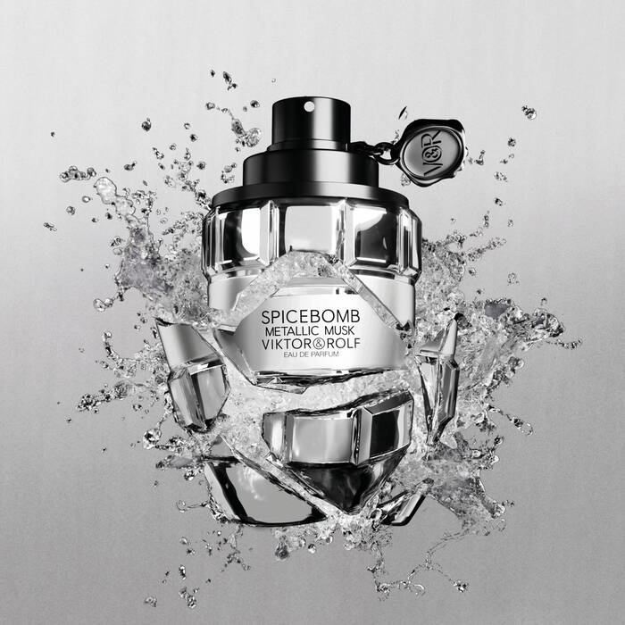 Viktor & Rolf Spicebomb Metallic Musk Eau de Parfum Spray - 3.0 oz.