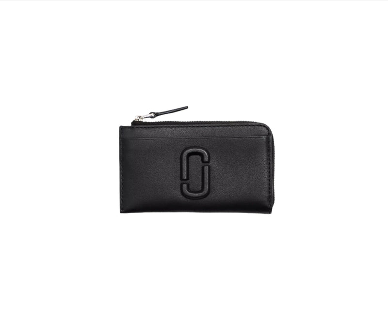 Marc Jacobs The Covered J Marc Top Zip Multi Wallet – ShopCGX Marc Jacobs The Covered J Marc Top Zip Multi Wallet – ShopCGX