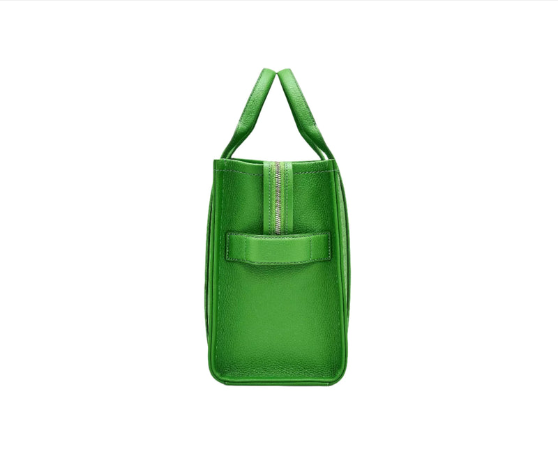 トートバッグ The Medium Tote - Marc Jacobs - Leather - Green Marc Jacobs The Medium Leather Tote Bag | Green | FARFETCH