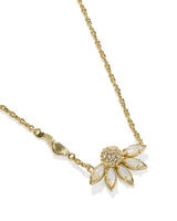 Kendra Scott Anya Flower Gold Short Pendant Necklace