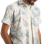 The North Face Mens Baytrail Pattern Short Sleeve Shirt