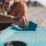 Neso Beach Table