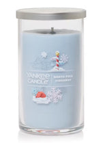 Yankee Candle Signature Medium Pillar Candle - North Pole Hideaway