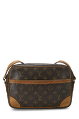 Louis Vuitton Monogram Trocadero 27 Shoulder Handbag