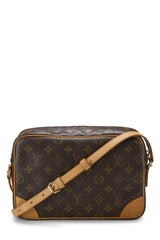 Louis Vuitton Monogram Trocadero 27 Crossbody Handbag