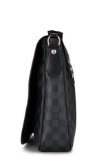 Louis Vuitton Damier Graphite Daniel MM Messenger Handbag
