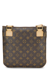 Louis Vuitton Monogram Pochette Bosphore Crossbody Handbag
