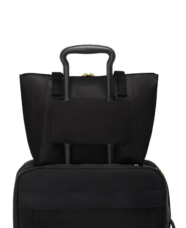 TUMI 798675D 胸ポーチ チェストバッグ 多機能 黒色 TUMI 798675D 胸ポーチ チェストバッグ 多機能 黒色