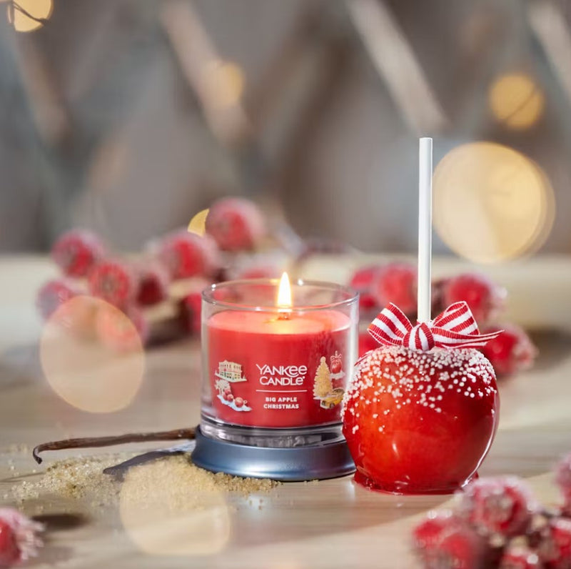 Yankee Candle Signature Small Tumbler Candle - Big Apple Christmas