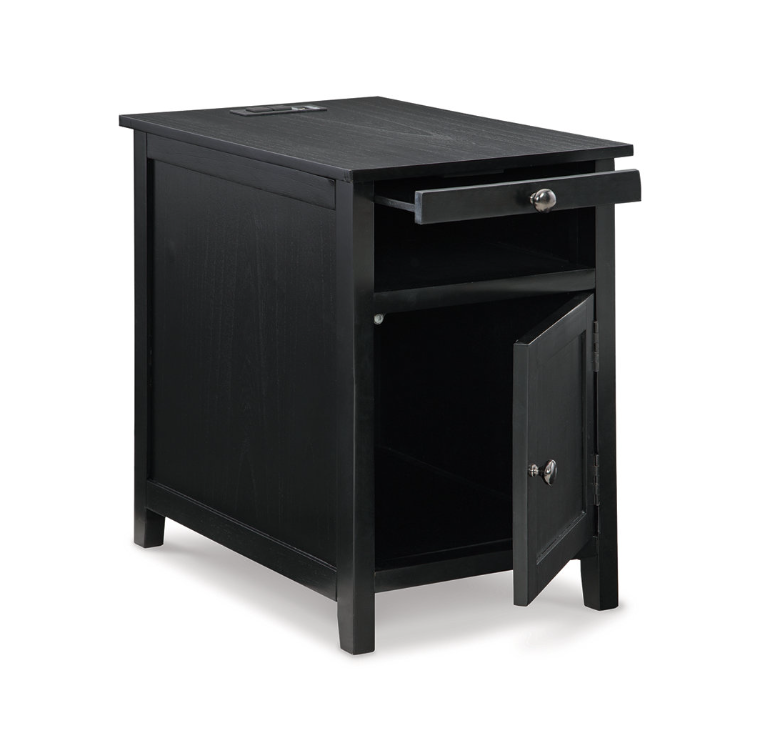 Ashley Furniture Treytown Chairside End Table