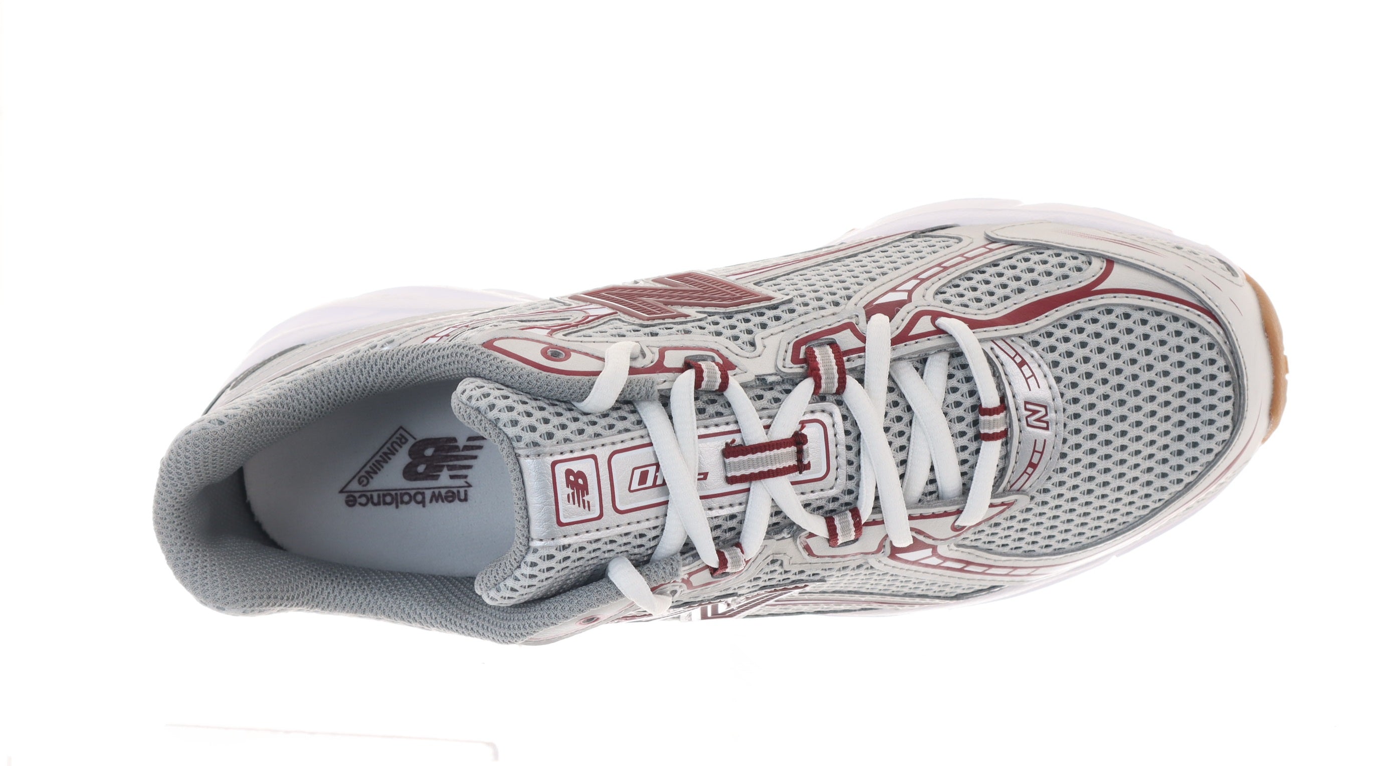 New Balance 740 Shoes