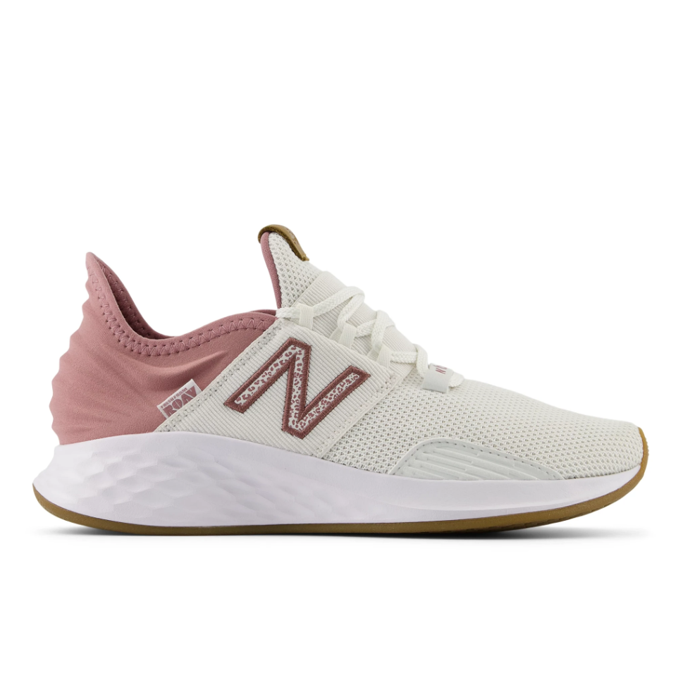 New balance foam roav women's best sale