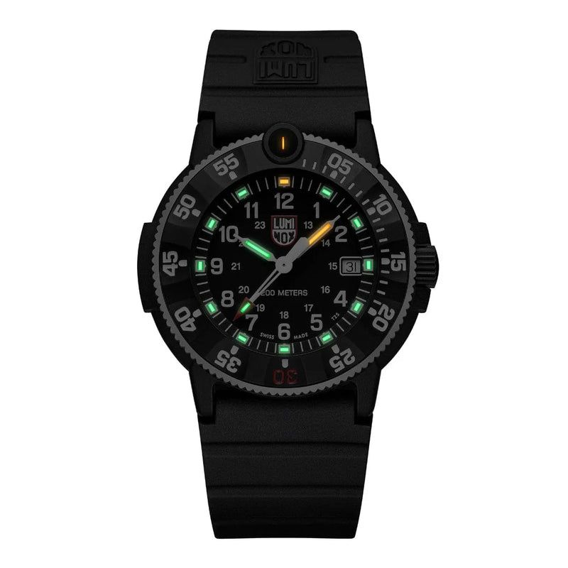 Luminox Navy SEAL Original 3001 Heritage Dive Watch - 43 mm – ShopCGX Luminox Navy SEAL Original 3001 Heritage Dive Watch - 43 mm – ShopCGX