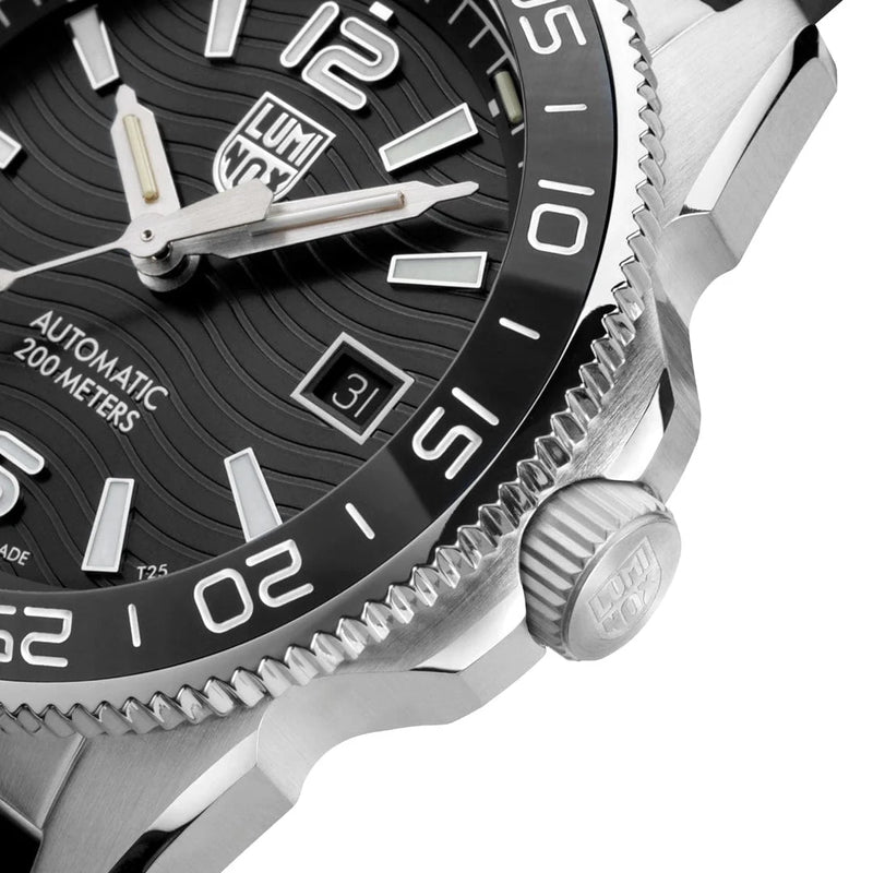 Luminox Diver Professional 200m ジャンク品 Luminox Pacific Diver Automatic Dive Watch - 42mm – ShopCGX