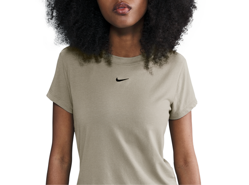 Nike Womens Chill Knit Short Sleeve T-Shirt
