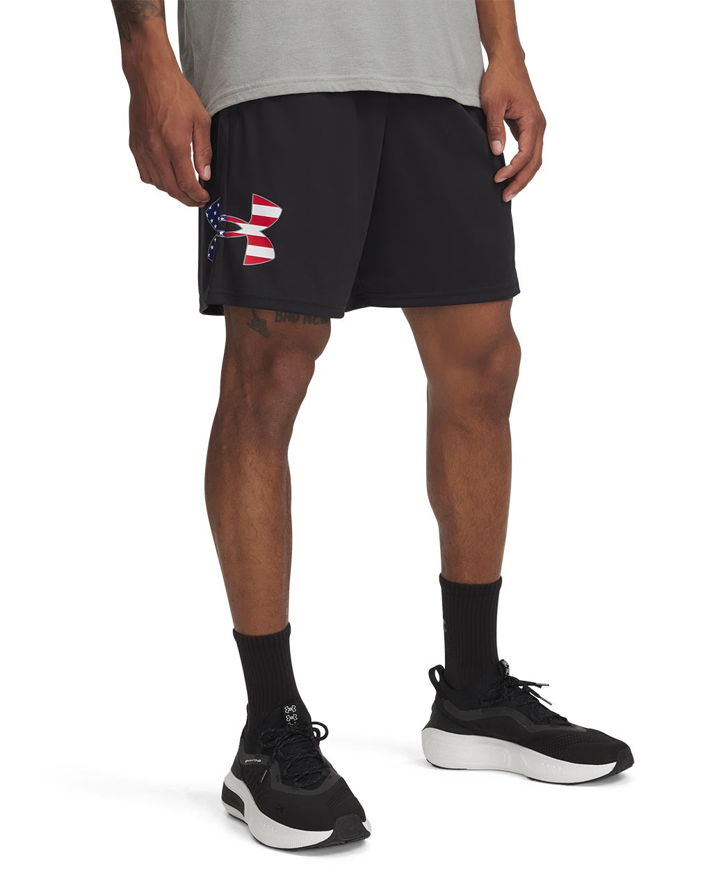 Under Armour Mens UA Freedom Tech Big Flag Logo Shorts