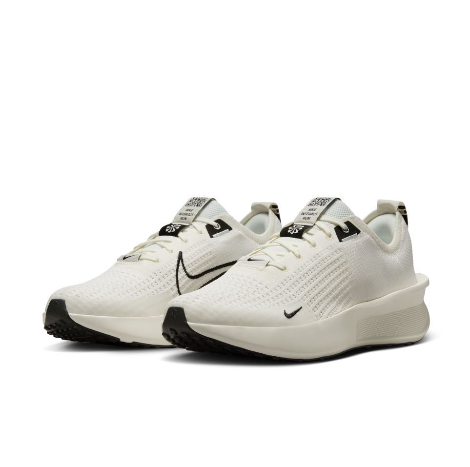 Nike Mens Interact Run Running Shoes