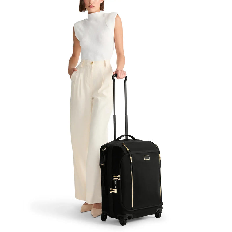 TUMI Voyageur Léger Continental Expandable Carry-On