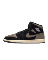 Nike Mens Air Jordans 1 Mid SE Shoes