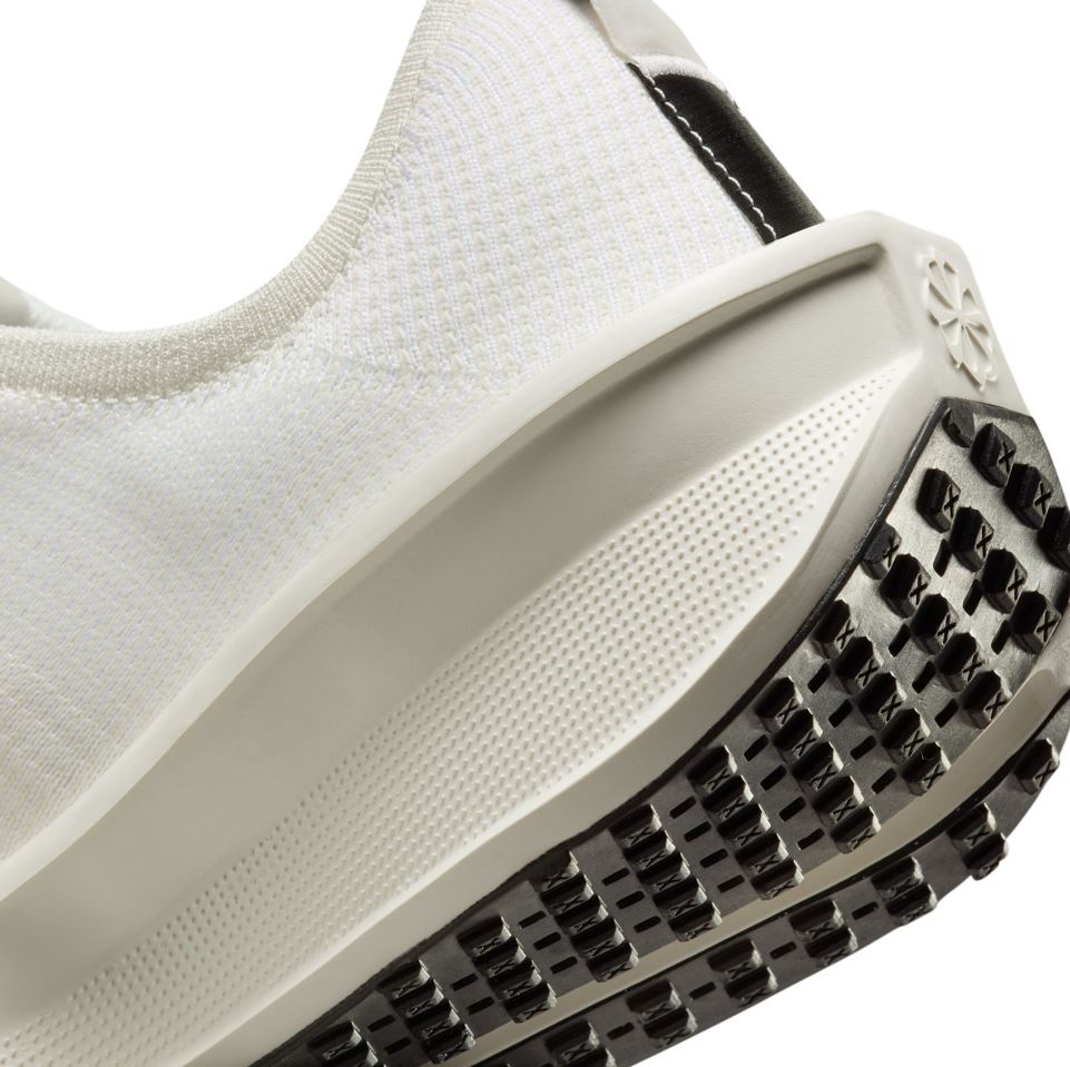 Nike Mens Interact Run Running Shoes