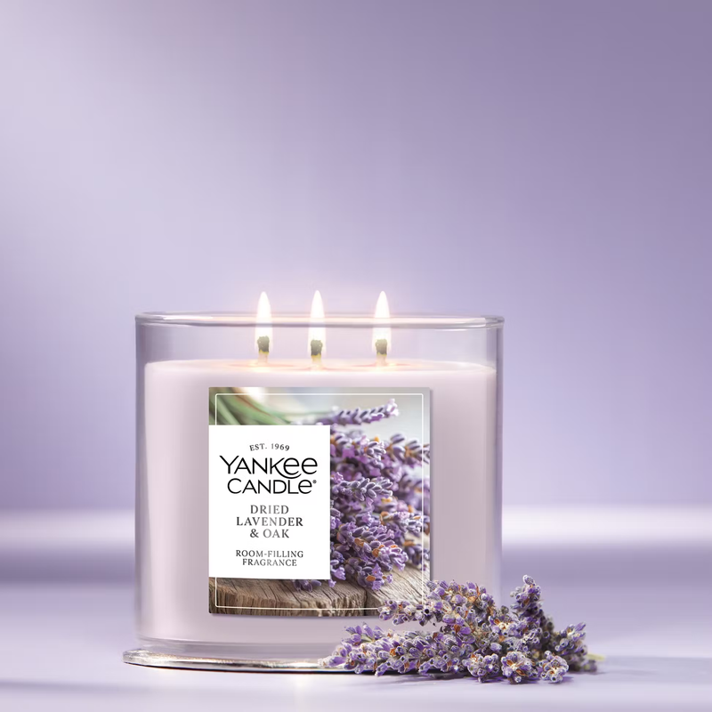 Yankee Candle 3-Wick Candle - Dried Lavender & Oak