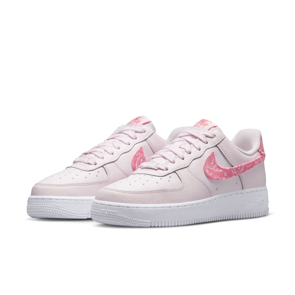 Nike Womens Air Force 1 '07 Shoe