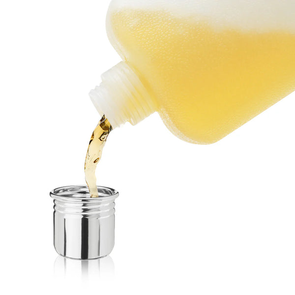 True Rogue 16 oz Plastic Flask