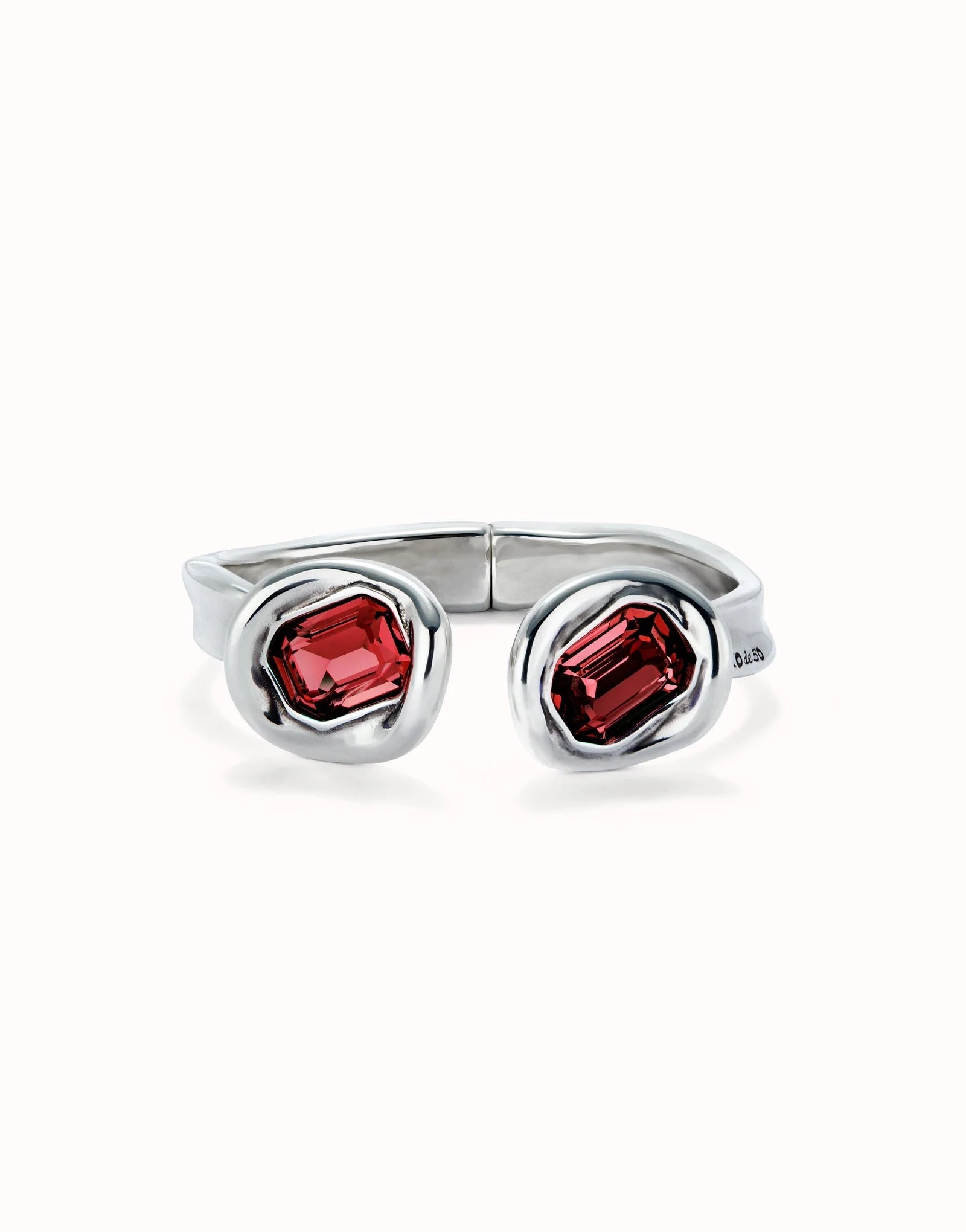 Unode50 Crystal Red Bracelet - Medium - Silver Plated