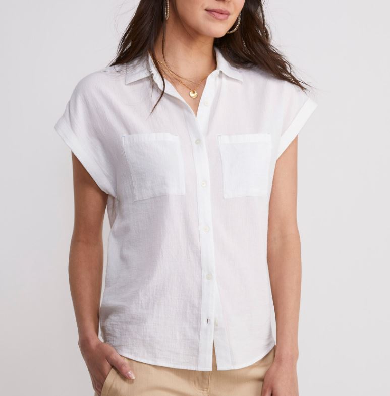 Vineyard Vines Womens Lightweight Short Sleeve Button Down Shirt