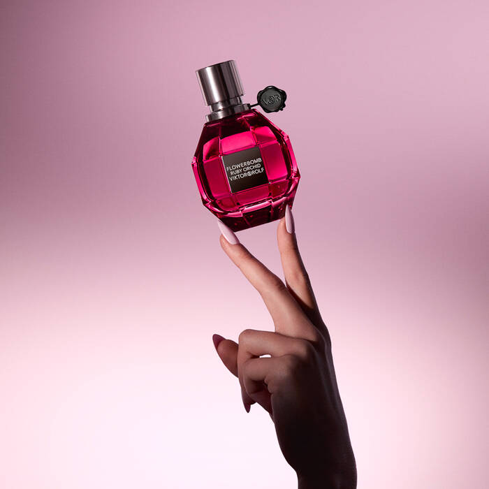 Viktor & Rolf Flowerbomb Ruby Orchid Eau De Parfum - 1.0 oz.