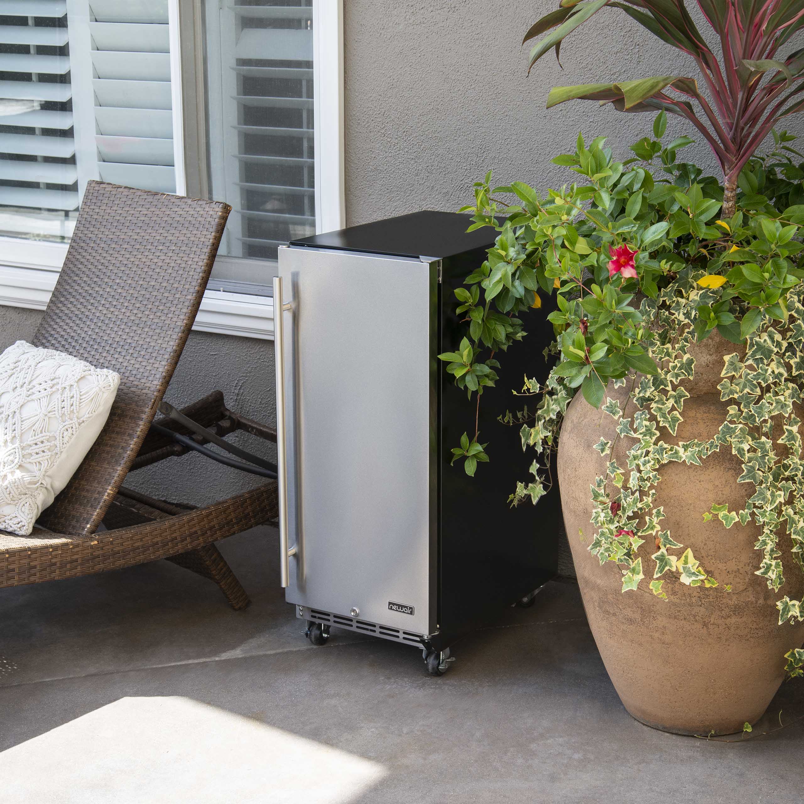 NewAir 15” Built-in 90 Can Outdoor Beverage Fridge
