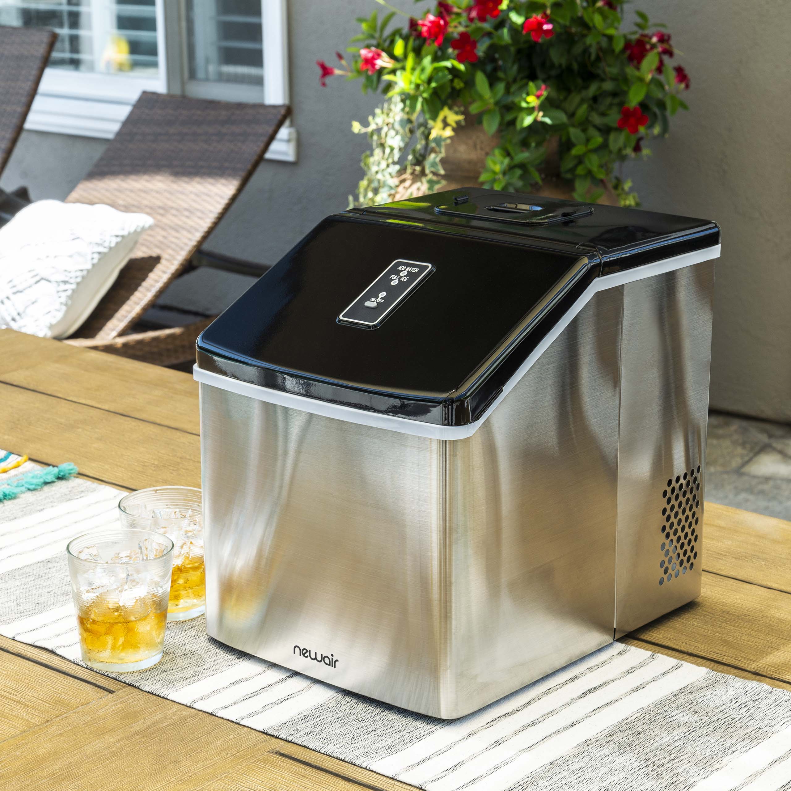 NewAir Countertop Clear Ice Maker