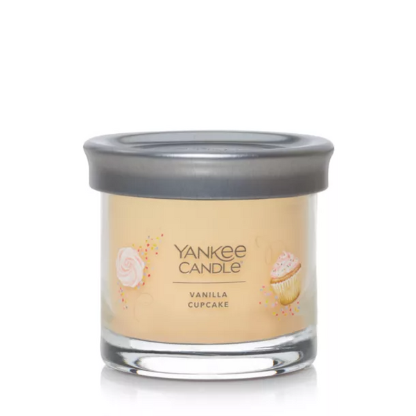 Yankee Candle Signature Small Tumbler Candle - Vanilla Cupcake