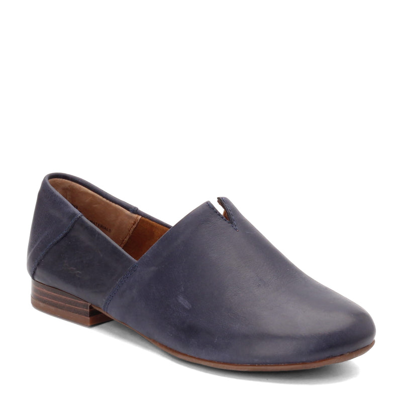 B.Ø.C Womens Suree Slip-On Shoe