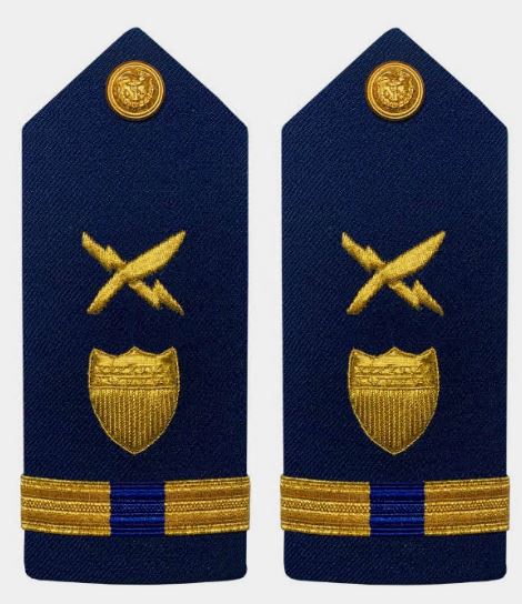 Vanguard Coast Guard Warrant Officer 4 Male Hard Shoulder Board: Intelligence Systems