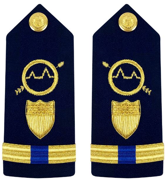 Vanguard Coast Guard Warrant Officer 4 Male Shoulder Board: Operations Systems (OSS)