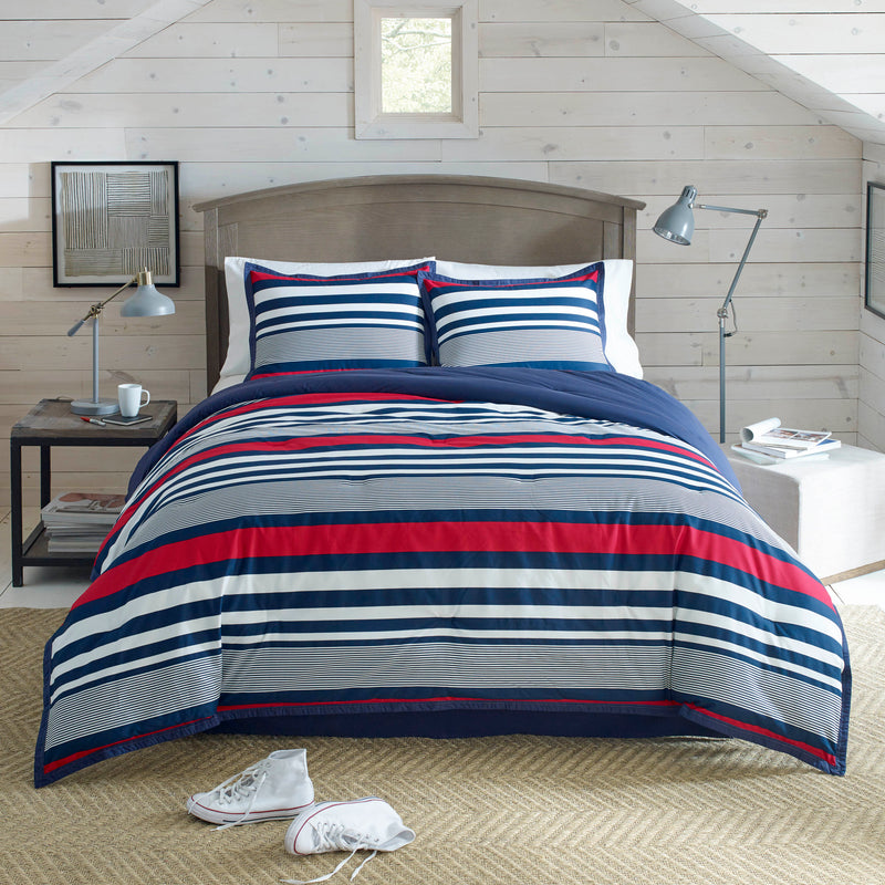 IZOD Varsity Comforter Set - Queen