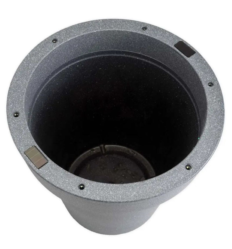 Plow & Hearth Outdoor Fiberglass Planter with Solar Lights