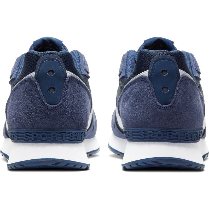 Nike Mens Venture Runner Shoes