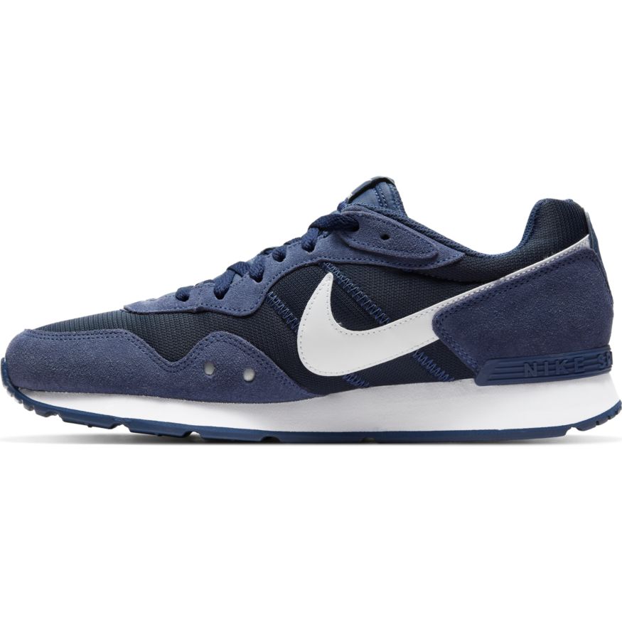 Nike Mens Venture Runner Shoes